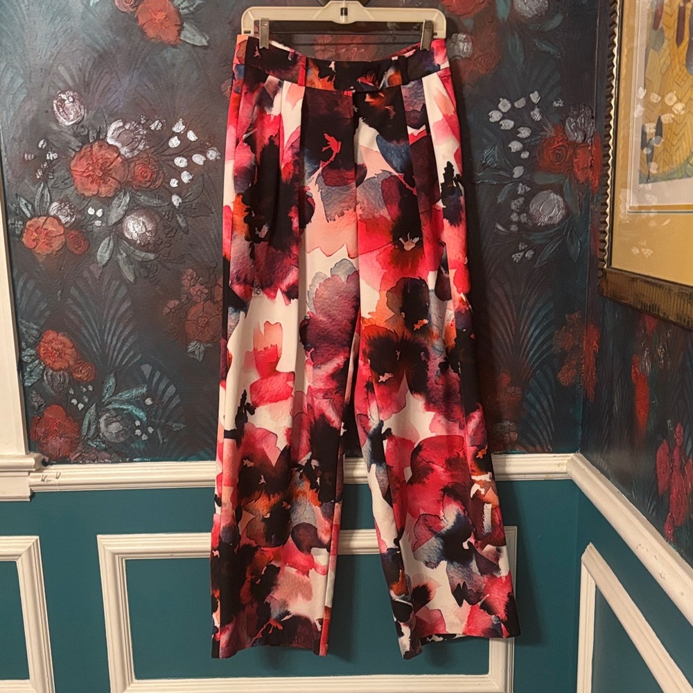 New York & Company Red Floral Wide Leg Pants